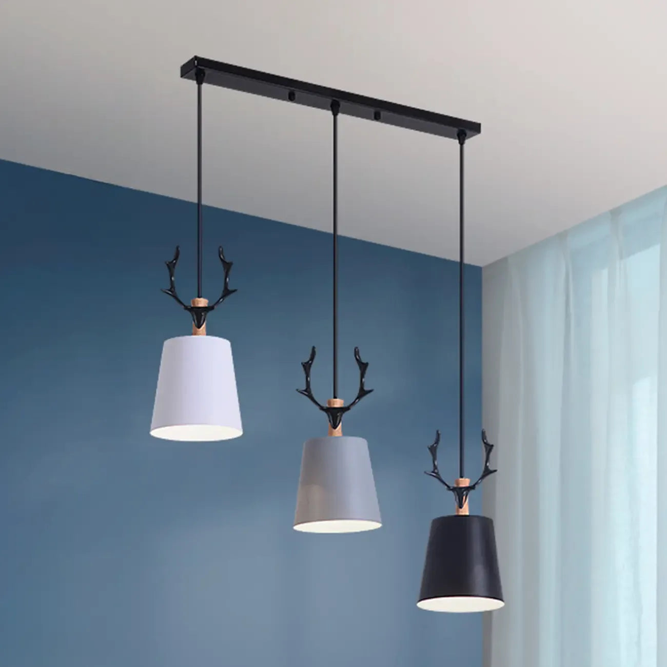 Lampada a sospensione da isola a 3 luci, in metallo a forma di cono, moderna, per cucina