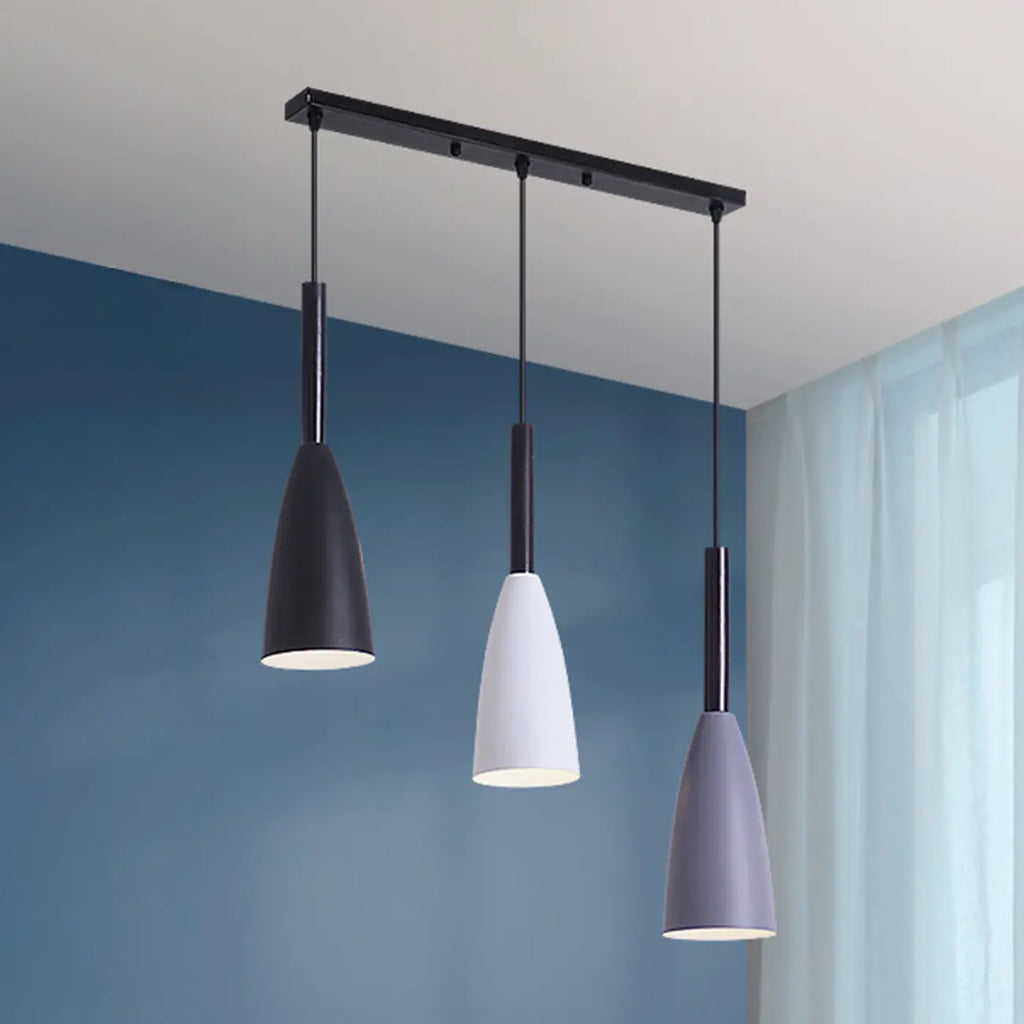 Lampada a sospensione da isola a 3 luci, in metallo a forma di cono, moderna, per cucina