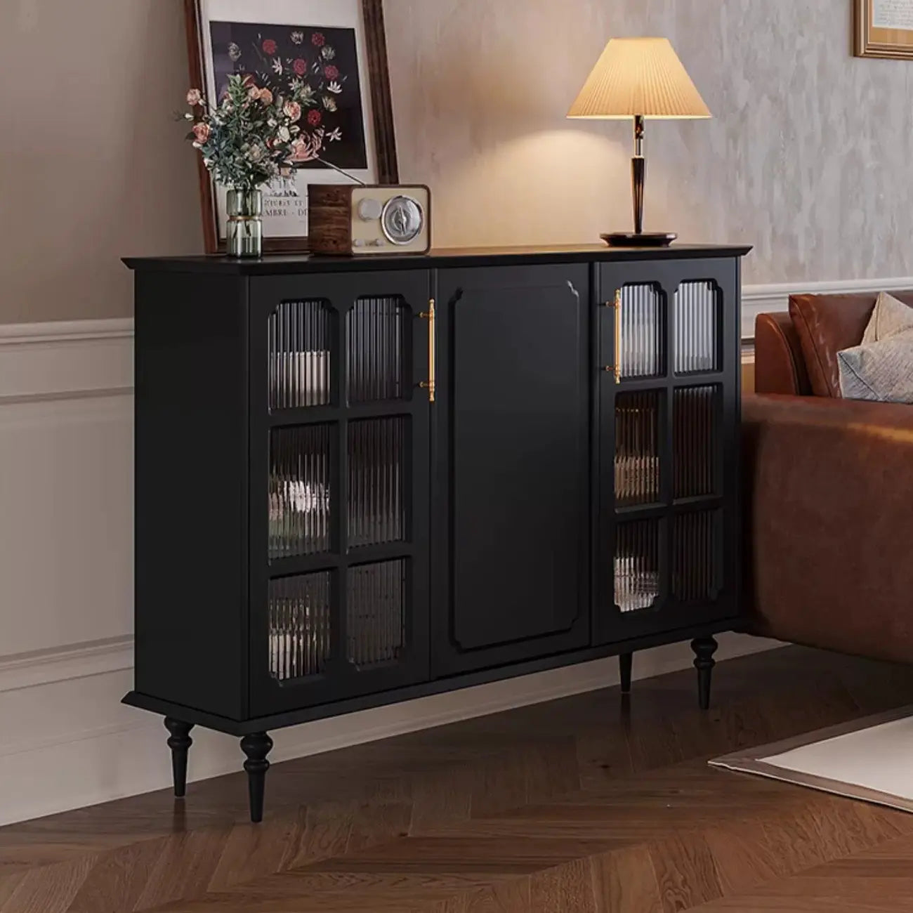 Meuble de rangement moderne en bois noir et verre cannelé pour salon