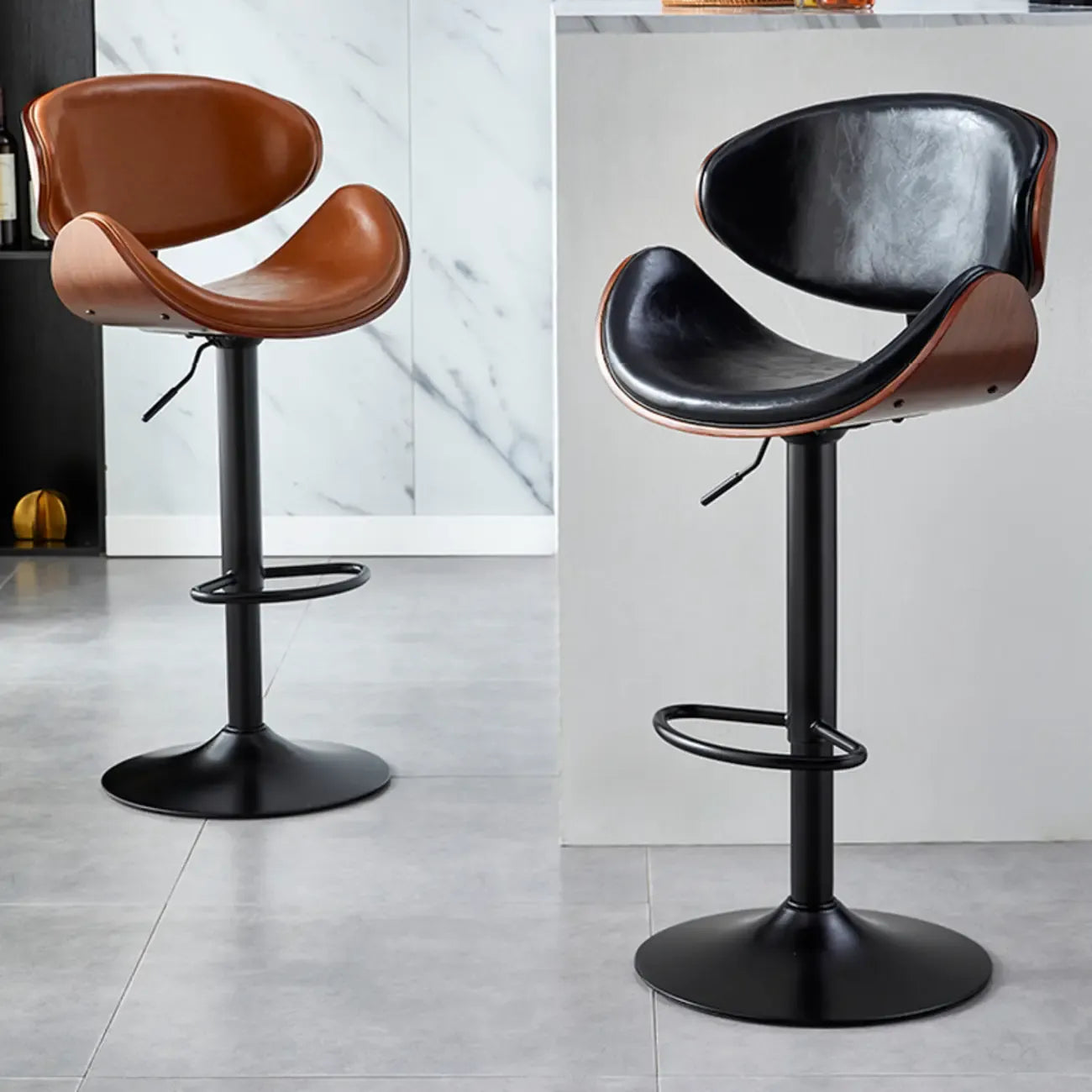 Tabourets de bar pivotants réglables en cuir
