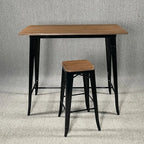 Tables de bar industrielles en bois brun et métal noir