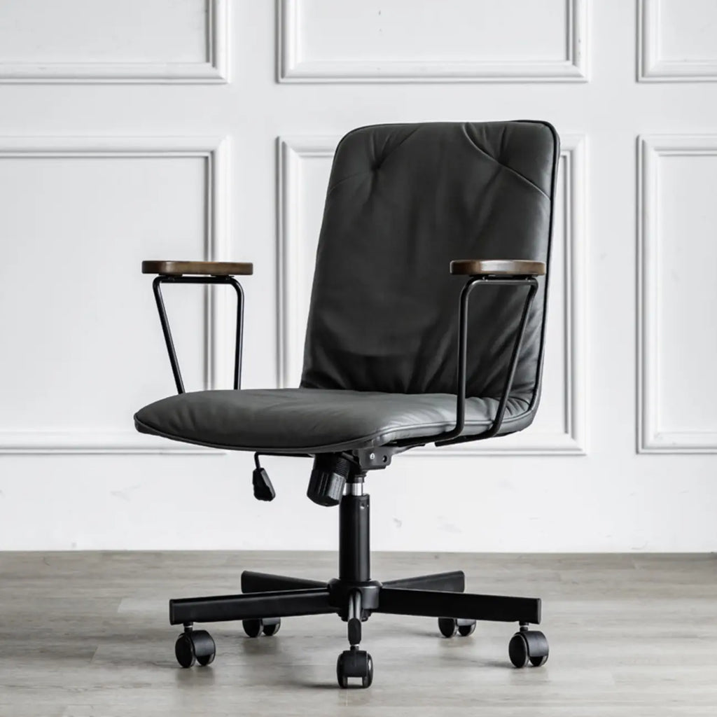 Élégant fauteuil de bureau pivotant en métal et cuir gris avec roulettes
