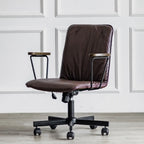 Élégant fauteuil de bureau pivotant en métal et cuir gris avec roulettes