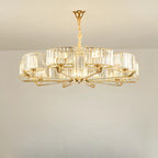 Lustre rond en cristal avec anneau doré glamour