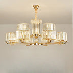 Lustre rond en cristal avec anneau doré glamour