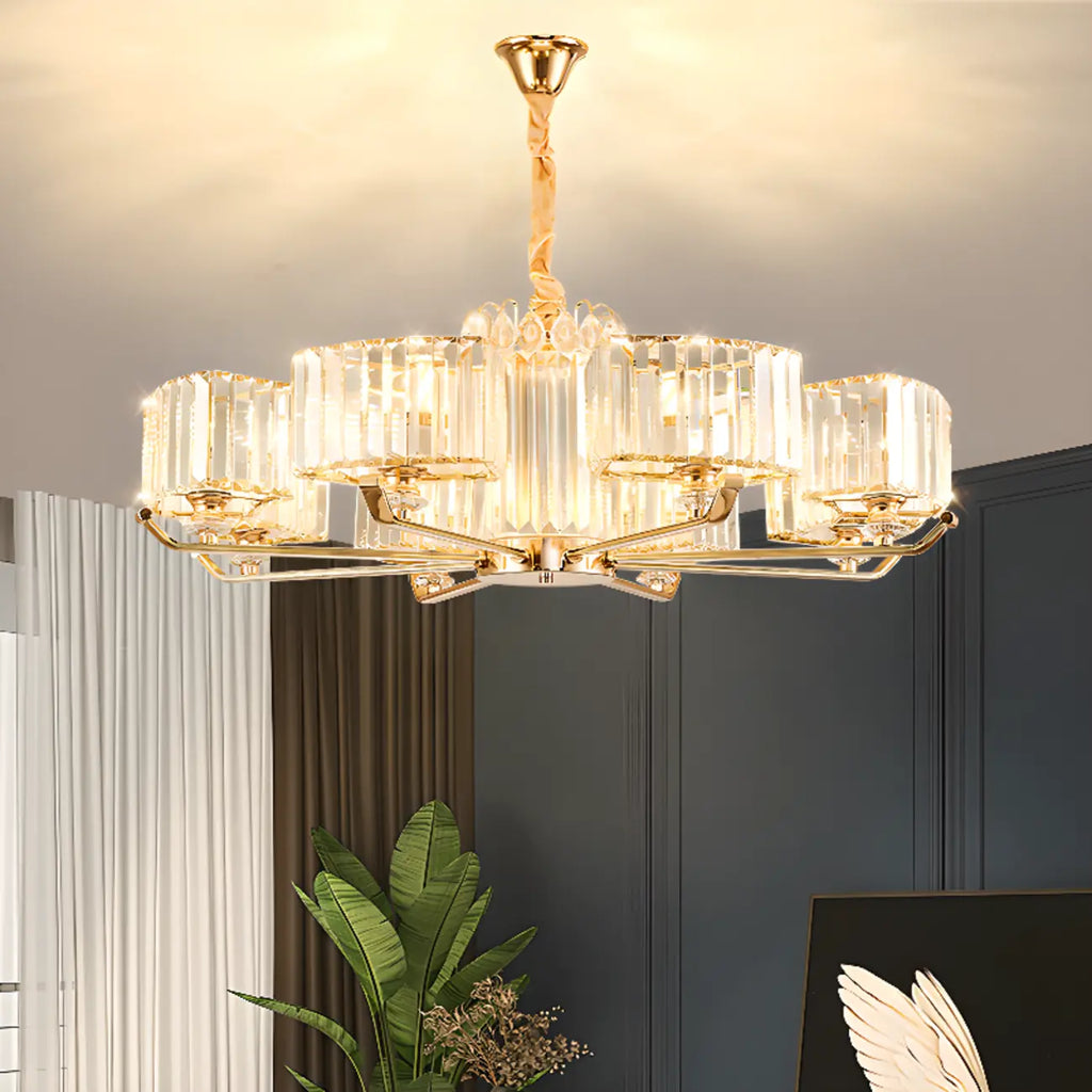 Lustre rond en cristal avec anneau doré glamour