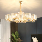 Lustre rond en cristal avec anneau doré glamour