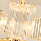 Lustre rond en cristal avec anneau doré glamour