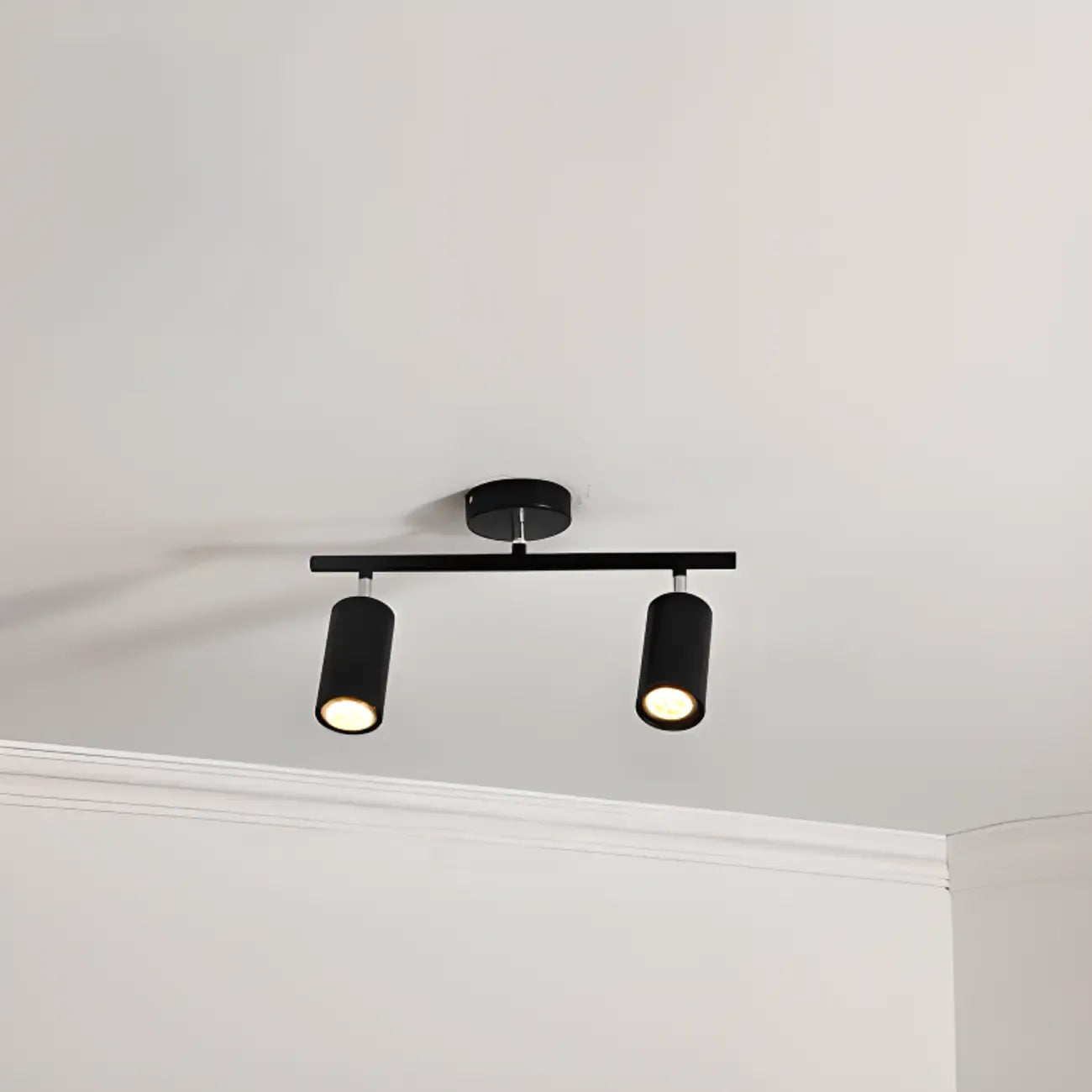 Luminaire sur rail métallique cylindrique semi-encastré moderne