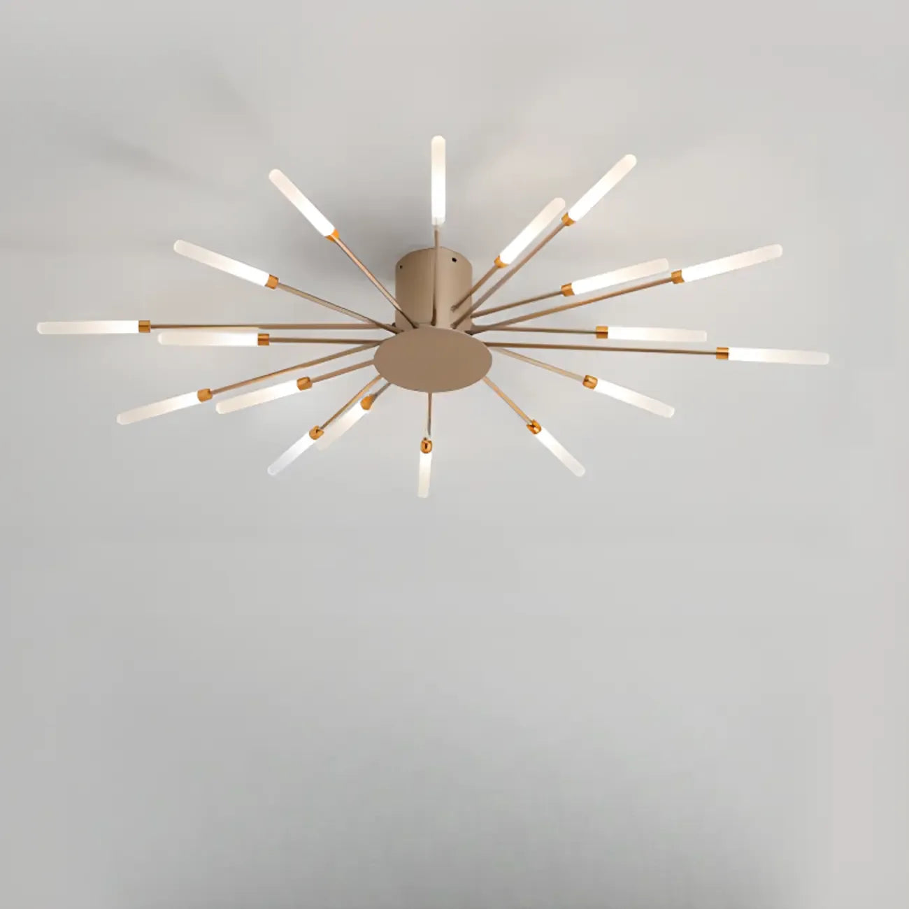 Plafonnier LED moderne doré à effet soleil