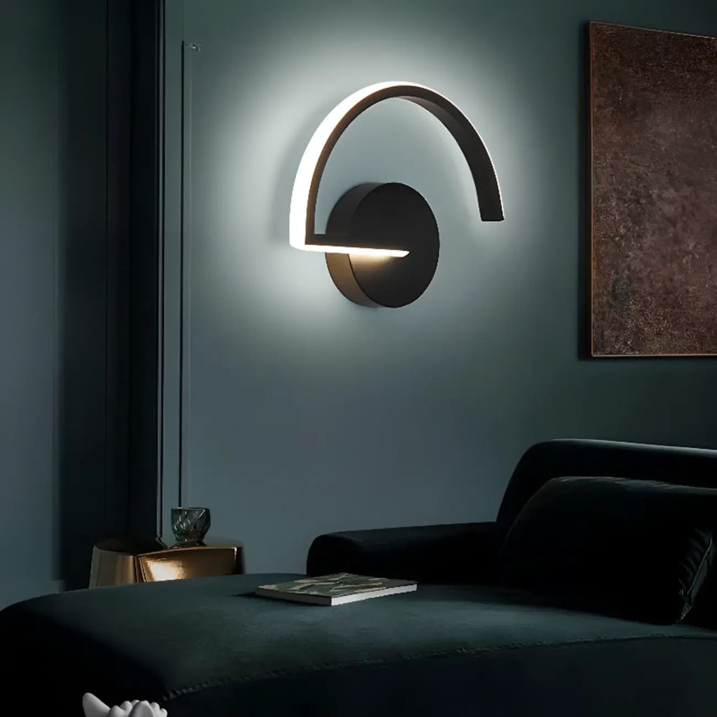 Applique murale LED noire minimaliste d'intérieur avec luminaire linéaire