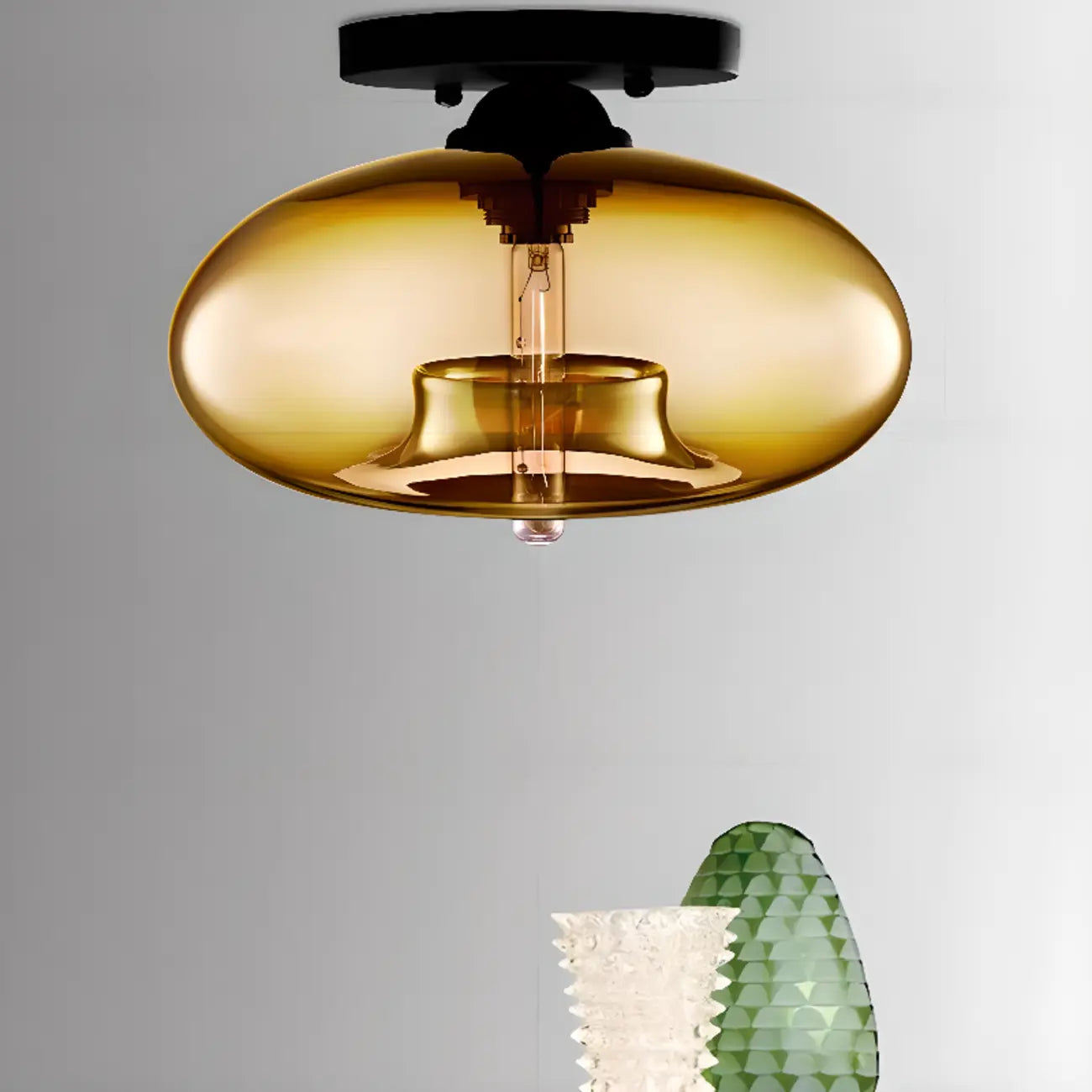 Plafonnier semi-encastré industriel avec abat-jour cylindrique en verre transparent