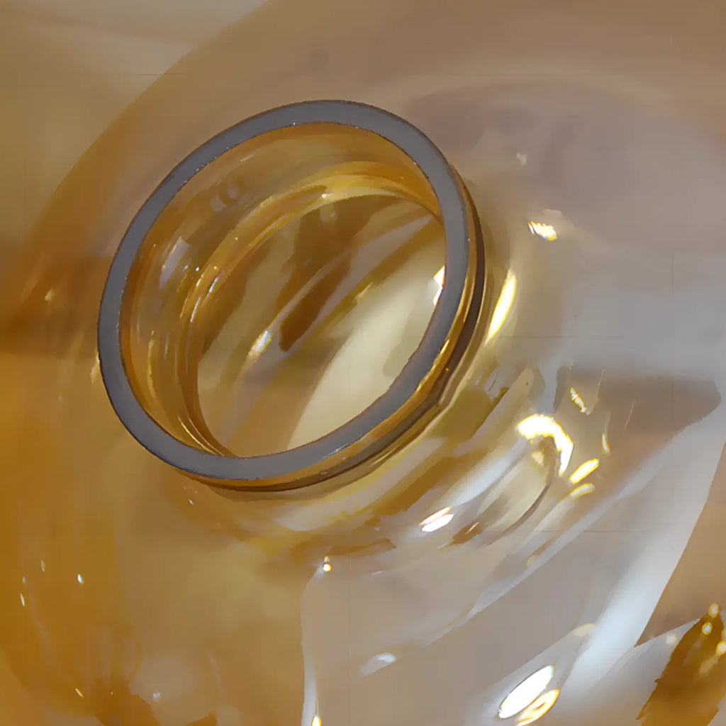 Plafonnier semi-encastré industriel avec abat-jour cylindrique en verre transparent