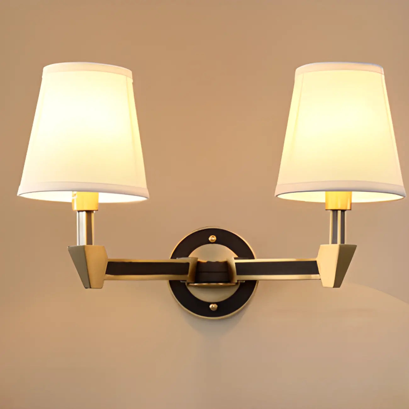 Applique murale géométrique moderne de 10 à 14 pouces pour usage résidentiel