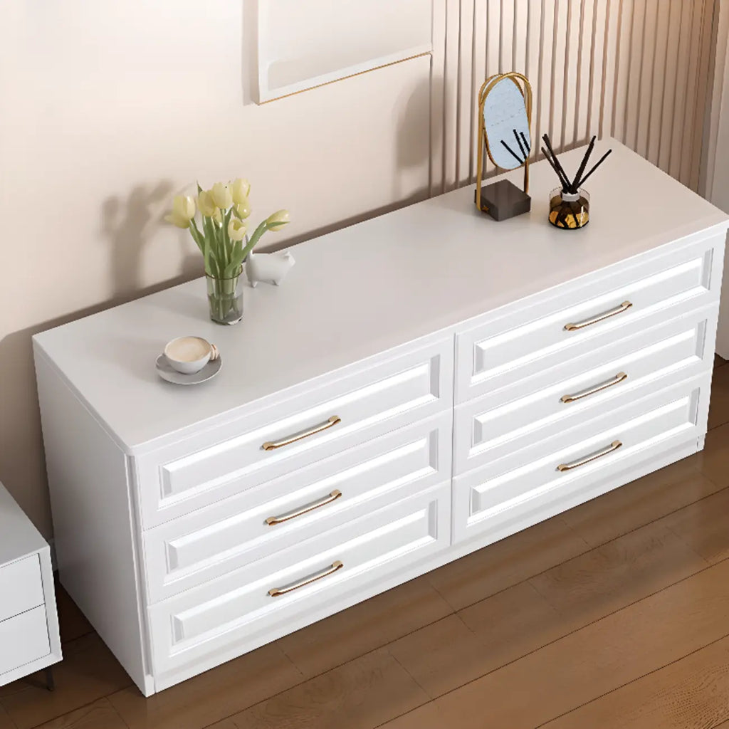 Coffres de rangement modernes et élégants en bois blanc avec poignées dorées