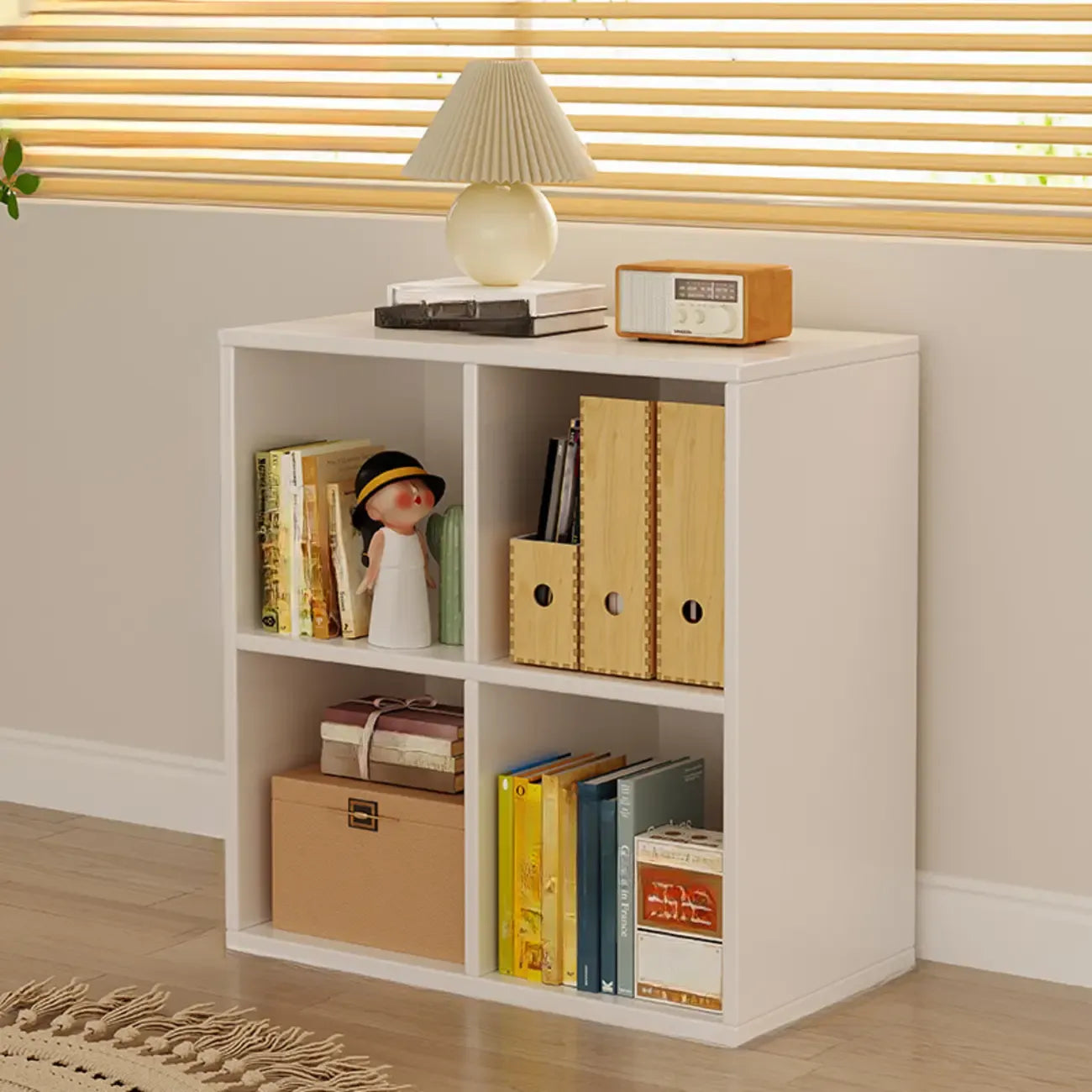 Bibliothèque rectangulaire horizontale en bois naturel à plusieurs cubes