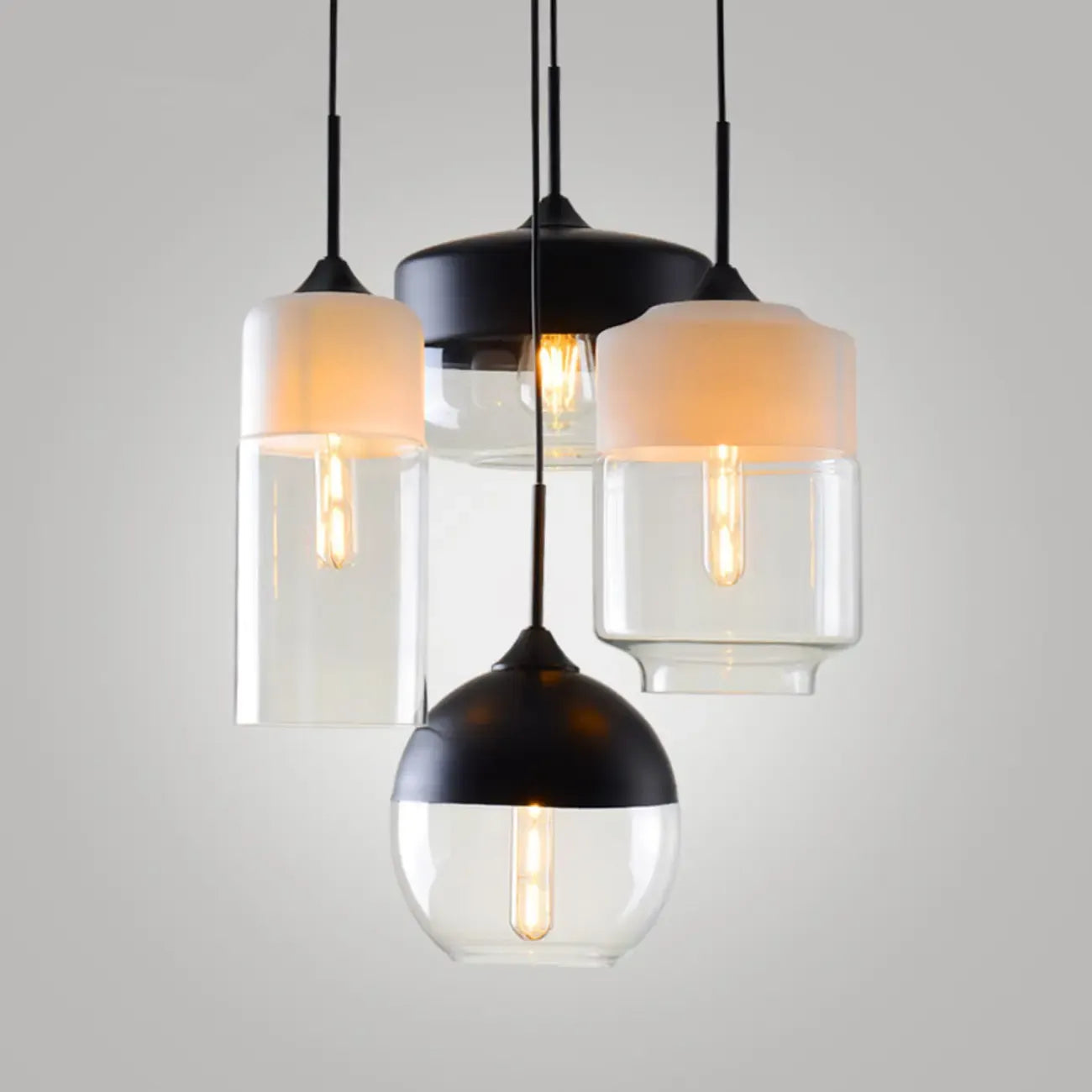 Suspension géométrique minimaliste en verre transparent pour la cuisine