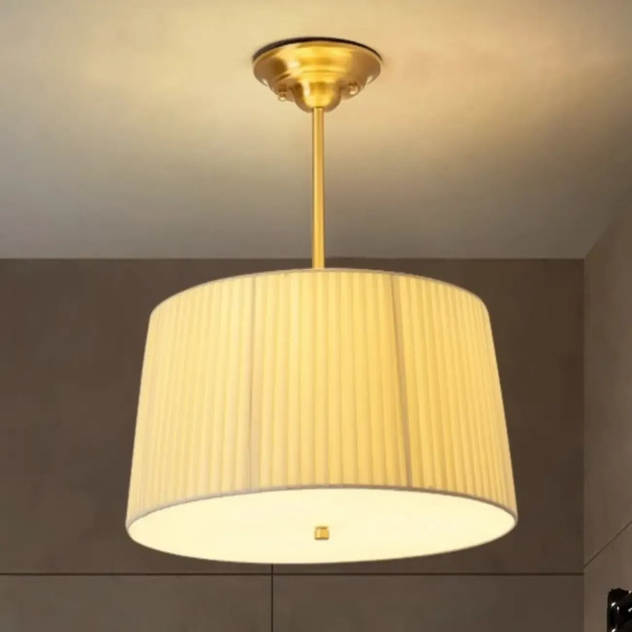 Plafonnier semi-encastré minimaliste colonial blanc tambour doré