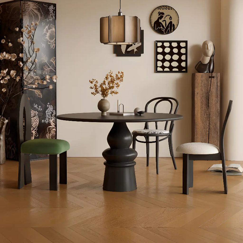 Table de salle à manger ronde traditionnelle en bois brun foncé