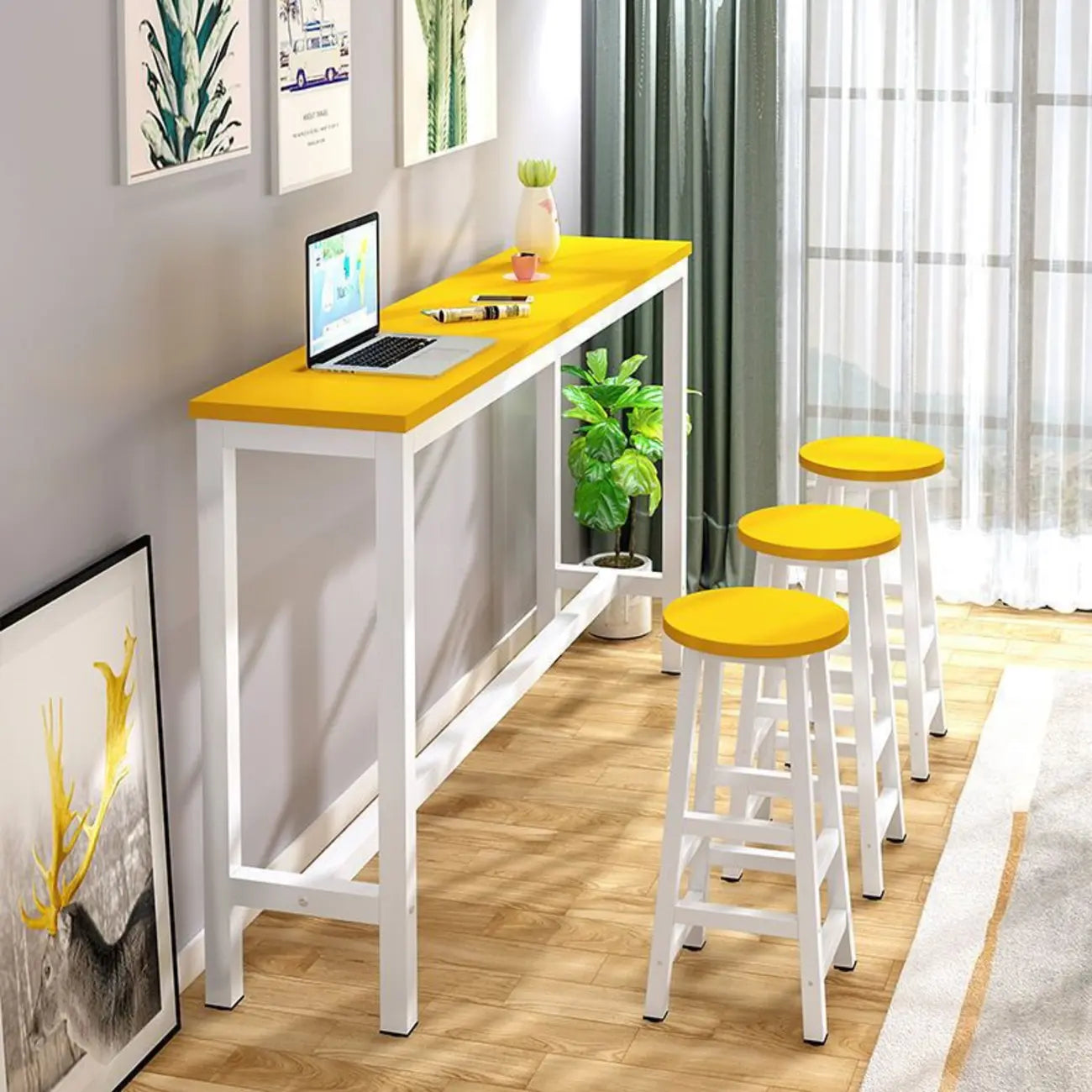 Tables de bar rectangulaires grises en bois et métal avec repose-pieds