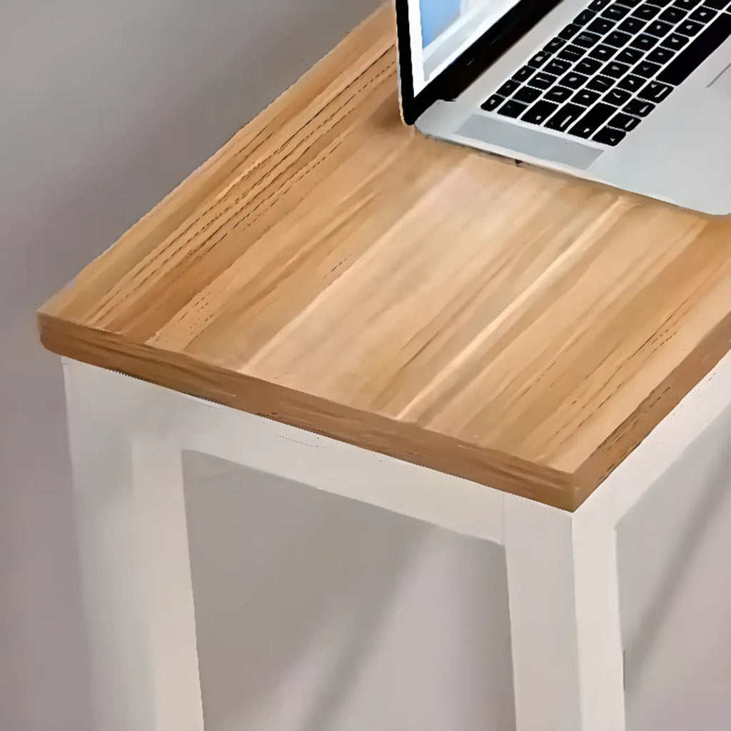 Tables de bar rectangulaires grises en bois et métal avec repose-pieds