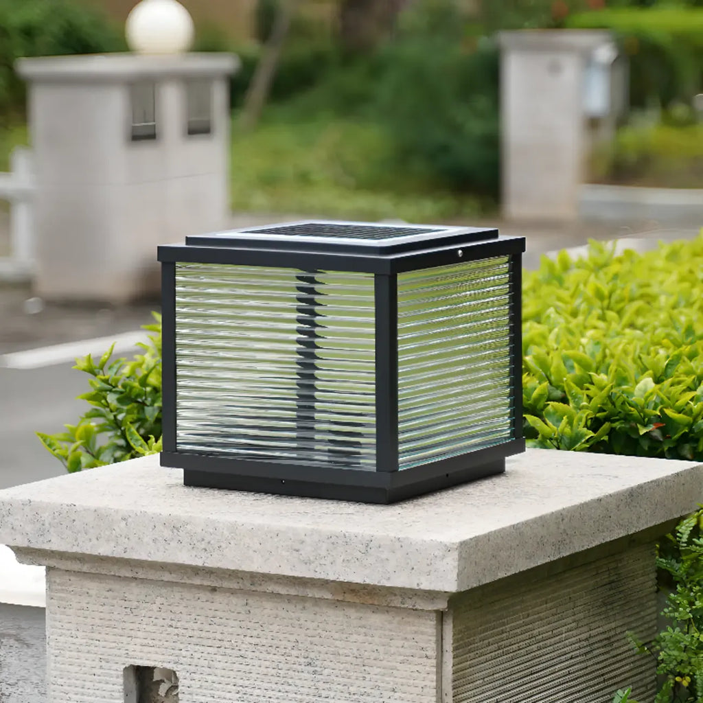 Lampes solaires carrées d'extérieur à rayures métalliques noires