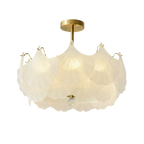 Plafonnier semi-encastré élégant en verre doré à feuilles
