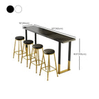 Table de bar élégante avec plateau en bois et piètement en métal pour la cuisine