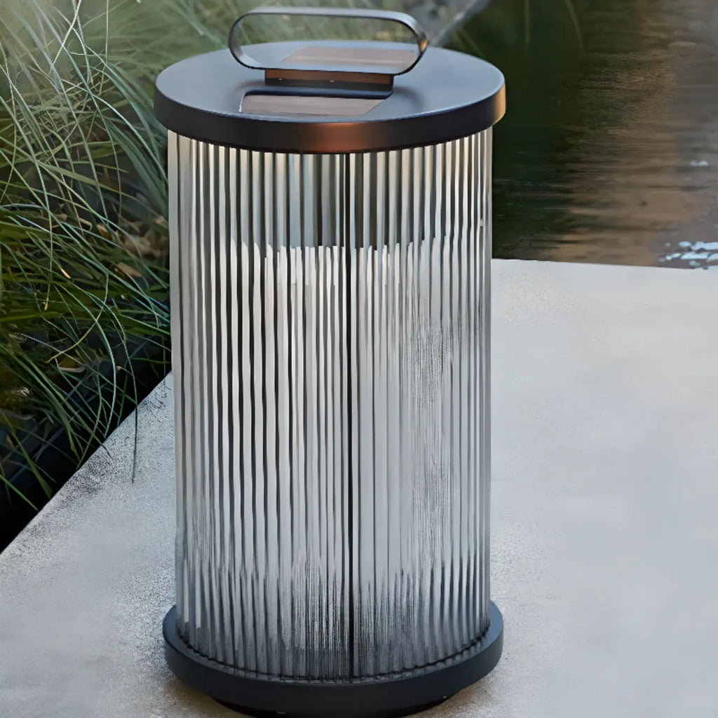 Lampe cylindrique en verre clair à grain vertical pour poteau