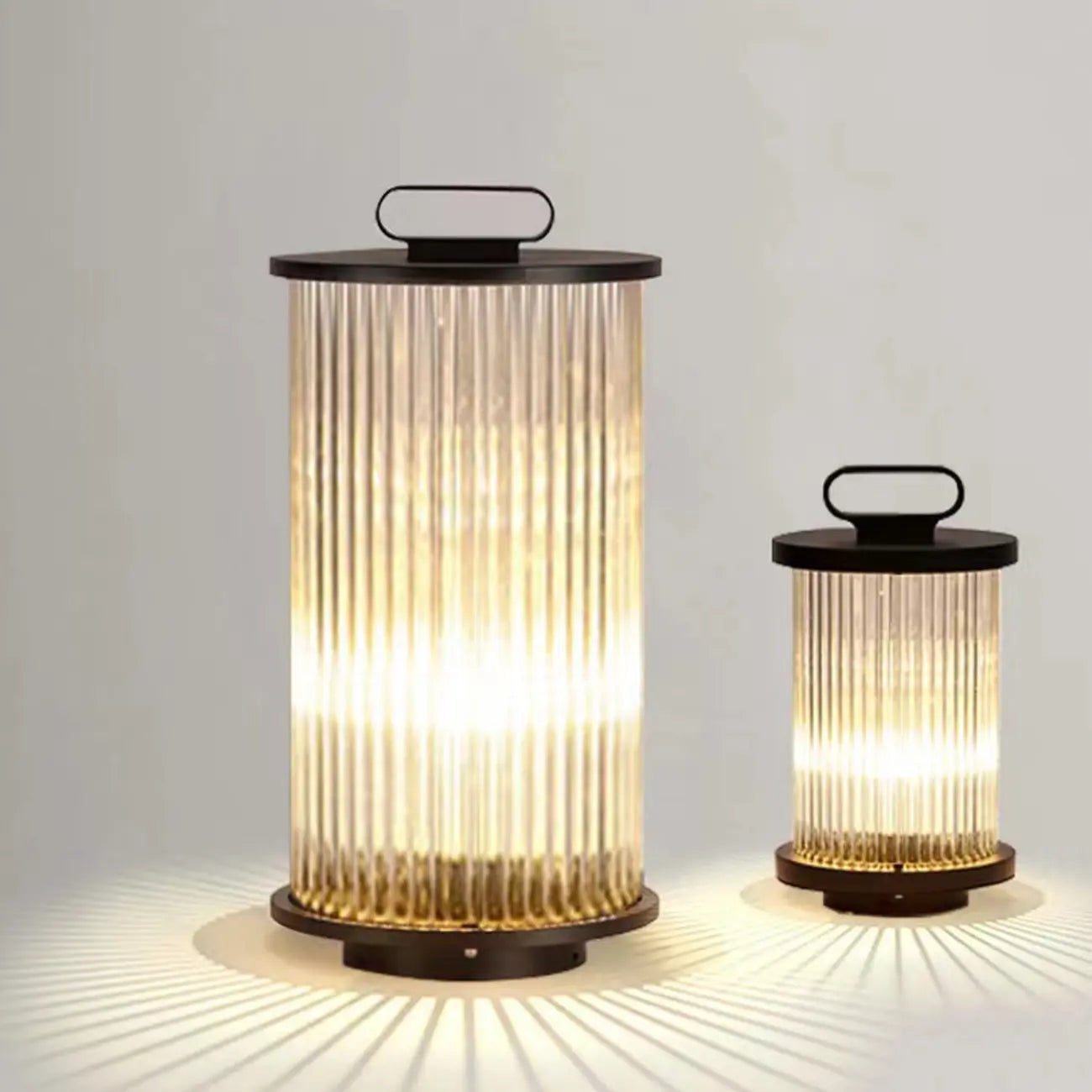 Lampe de poteau cylindrique en verre et métal noir