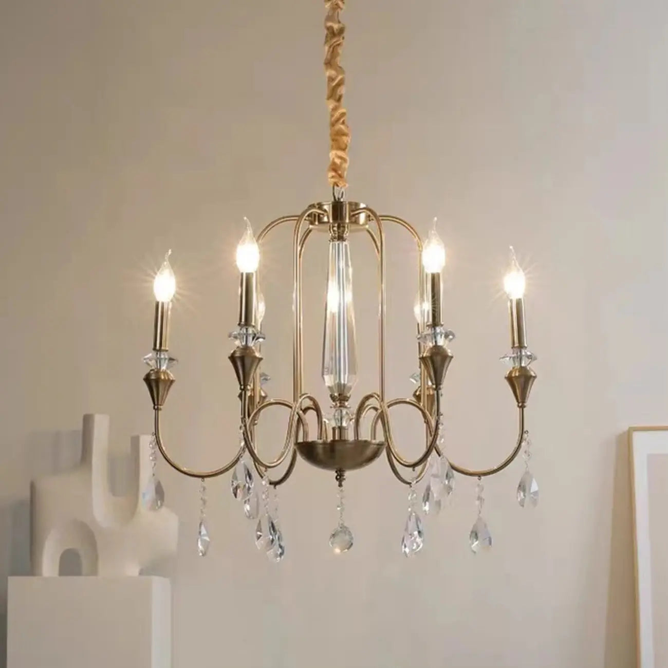 Lustre suspendu en alliage métallique doré à cristaux réglables