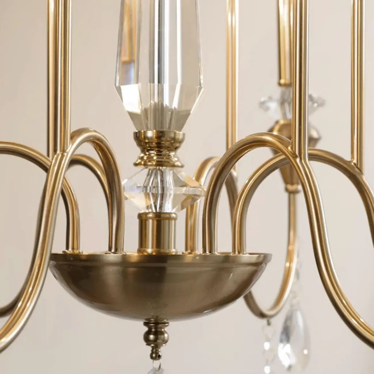 Lustre suspendu en alliage métallique doré à cristaux réglables