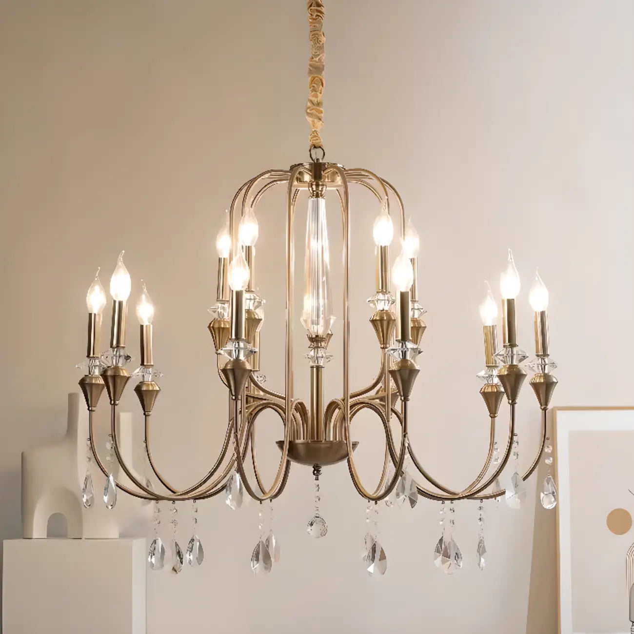 Lustre à bougies en alliage métallique de style moderne du milieu du siècle avec cristal