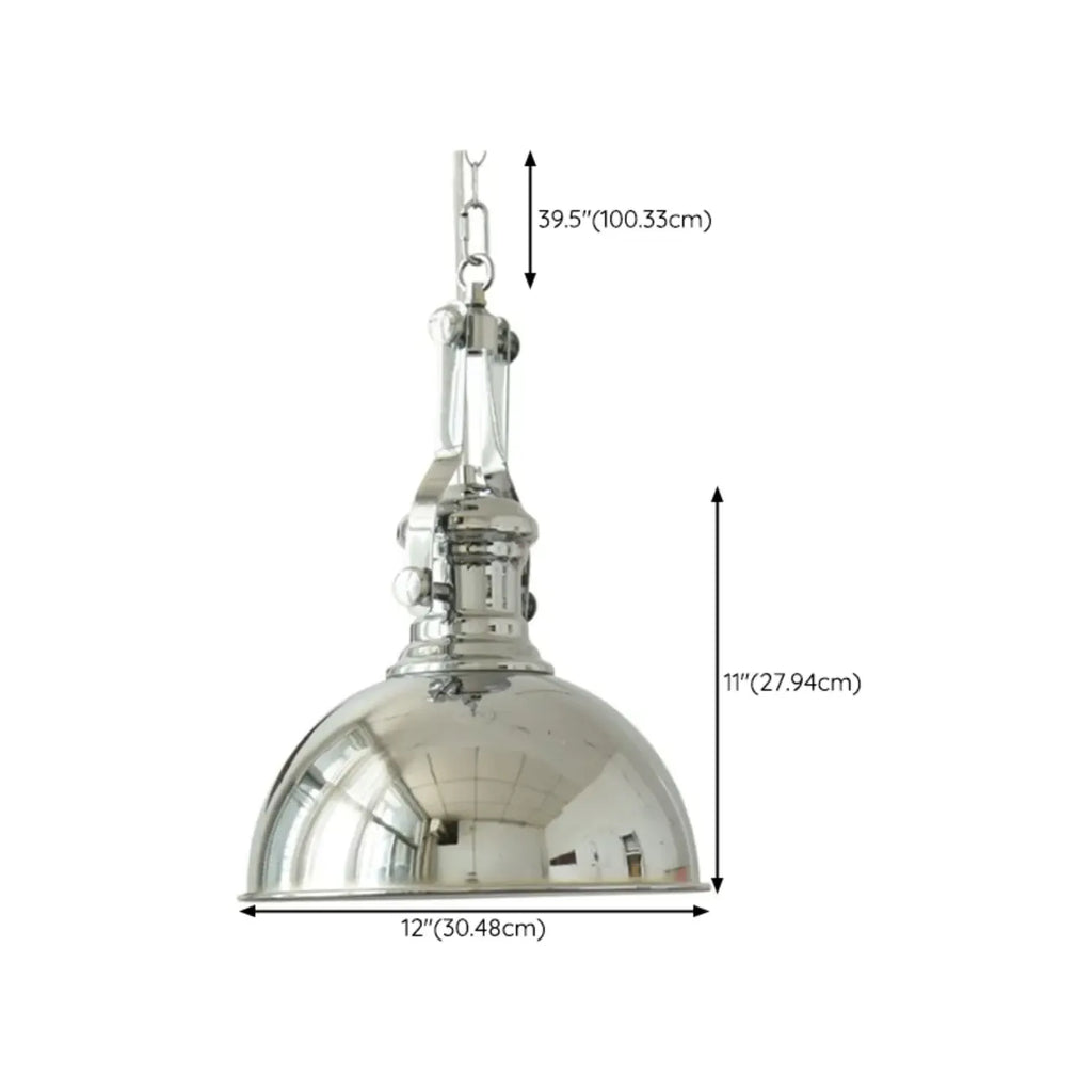 Suspension industrielle argentée en forme de dôme pour cuisine