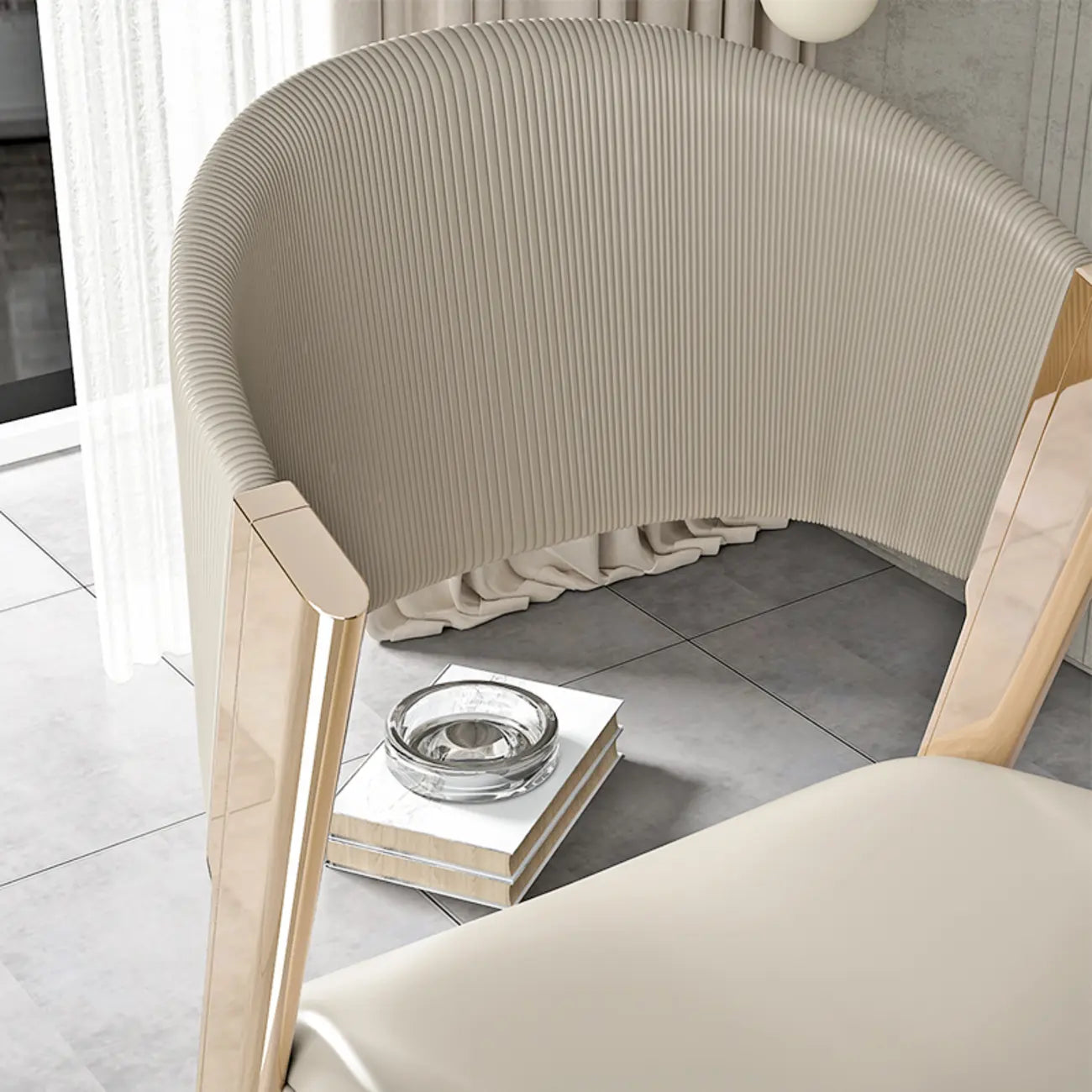 Chaise de salle à manger glamour moderne à dossier bas en similicuir