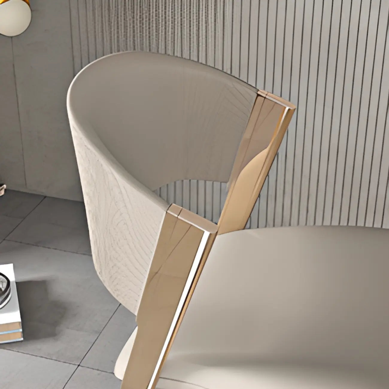 Chaise de salle à manger glamour moderne à dossier bas en similicuir