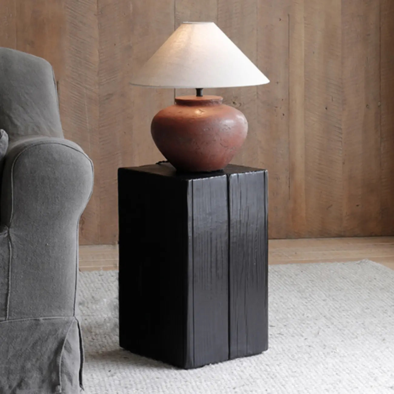 Table d'appoint carrée moderne en pin noir