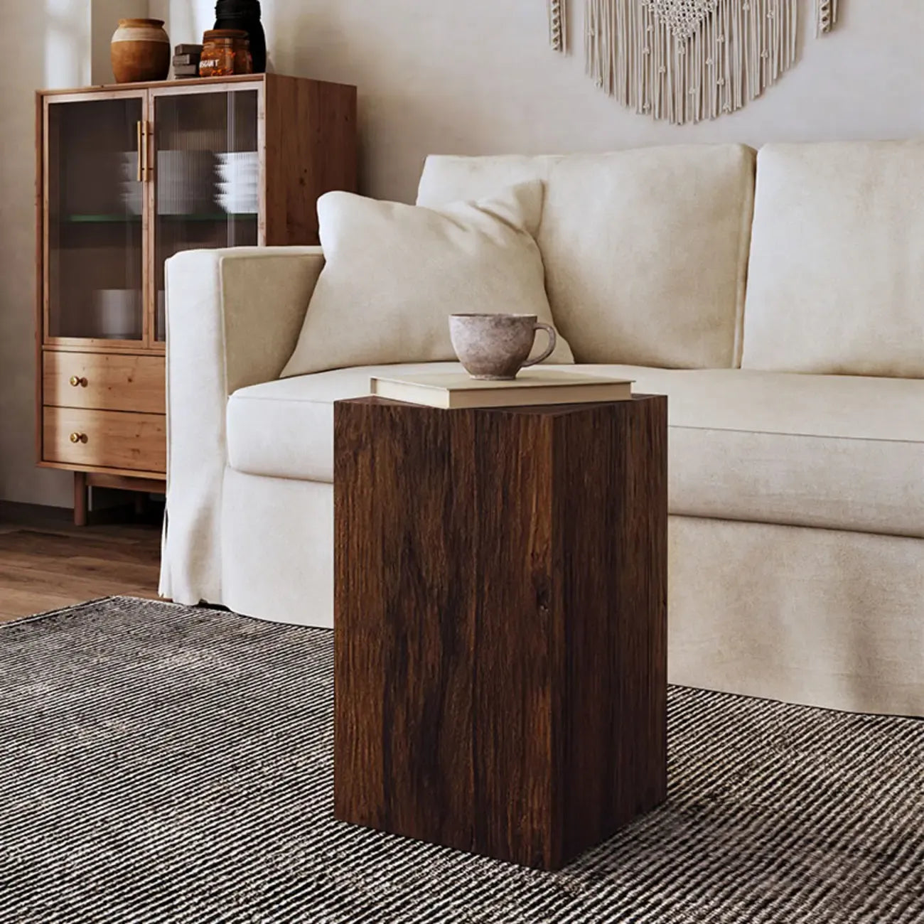 Table d'appoint carrée Pillar en pin rustique
