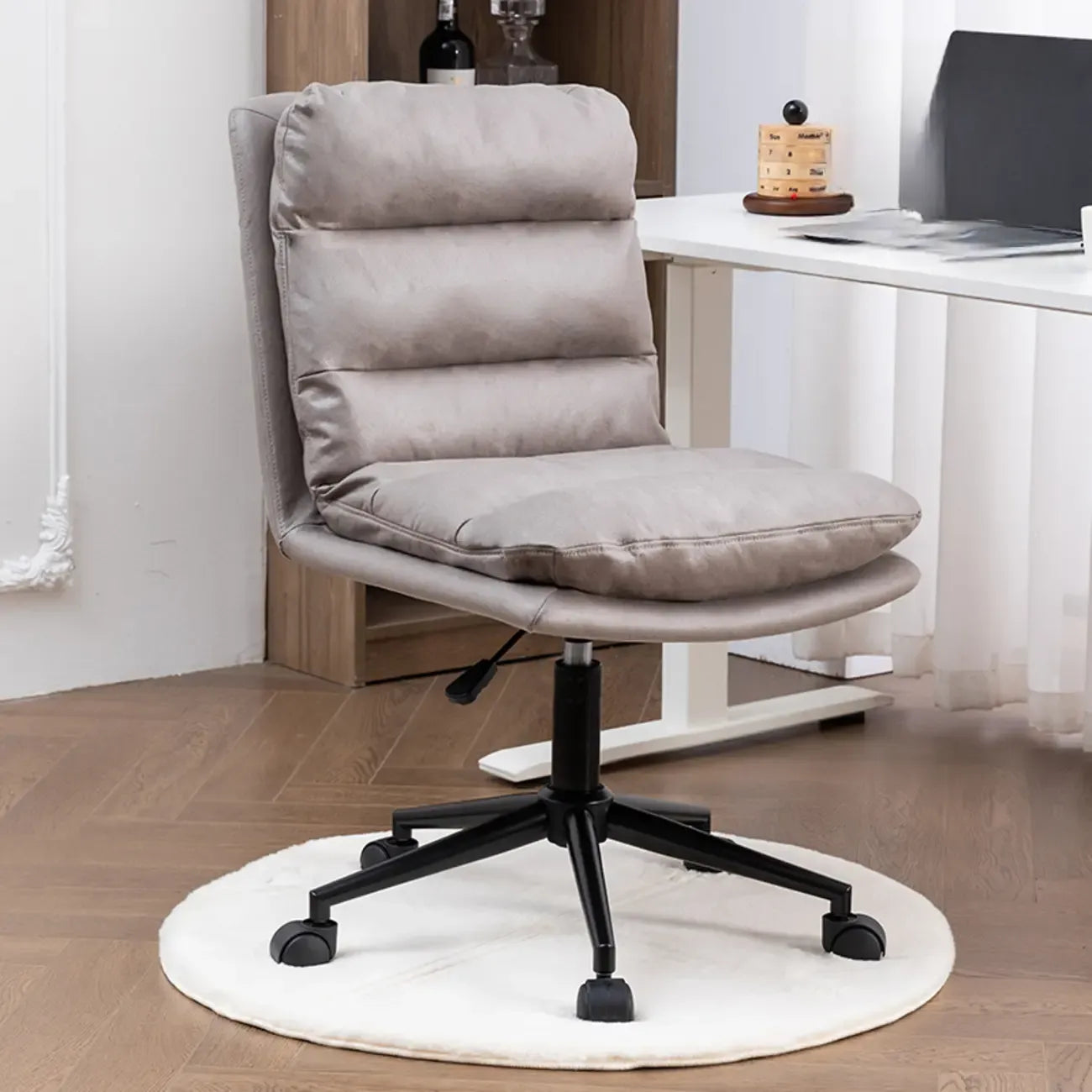 Chaise de bureau réglable décontractée en cuir beige