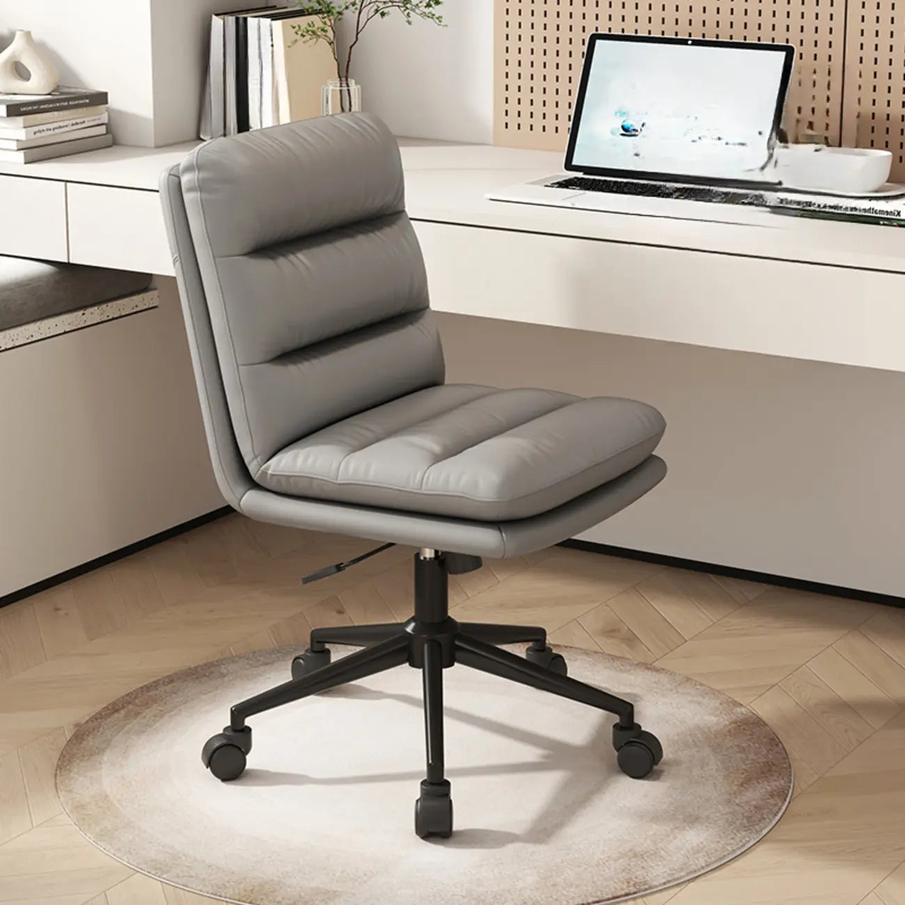 Chaise de bureau réglable décontractée en cuir beige