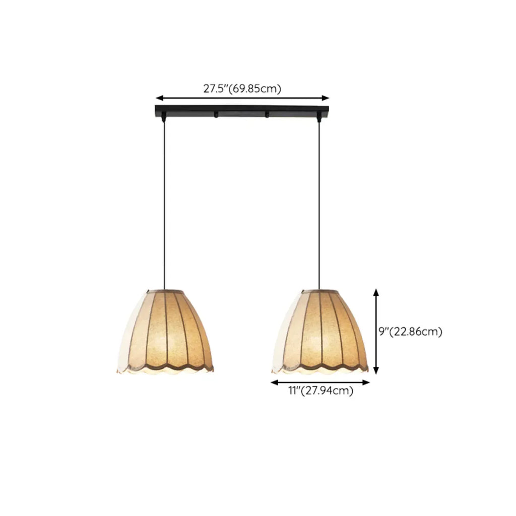 Suspension en tissu beige en forme de cloche