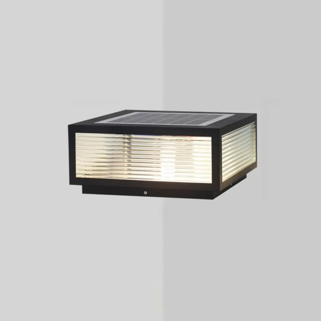 Lampes solaires carrées noires pour poteaux d'extérieur en métal
