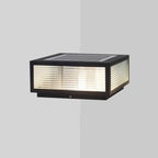 Lampes solaires carrées noires pour poteaux d'extérieur en métal
