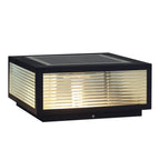 Lampes solaires carrées noires pour poteaux d'extérieur en métal