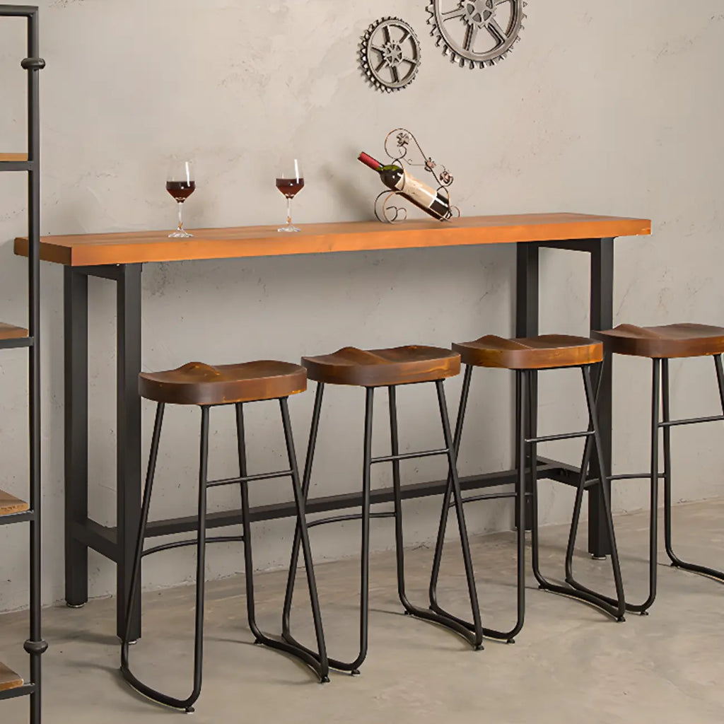 Table de bar moderne de style industriel, plateau en bois, piètement en métal