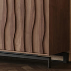 Armoire de rangement utilitaire en bois brun ondulé de style moderne du milieu du siècle