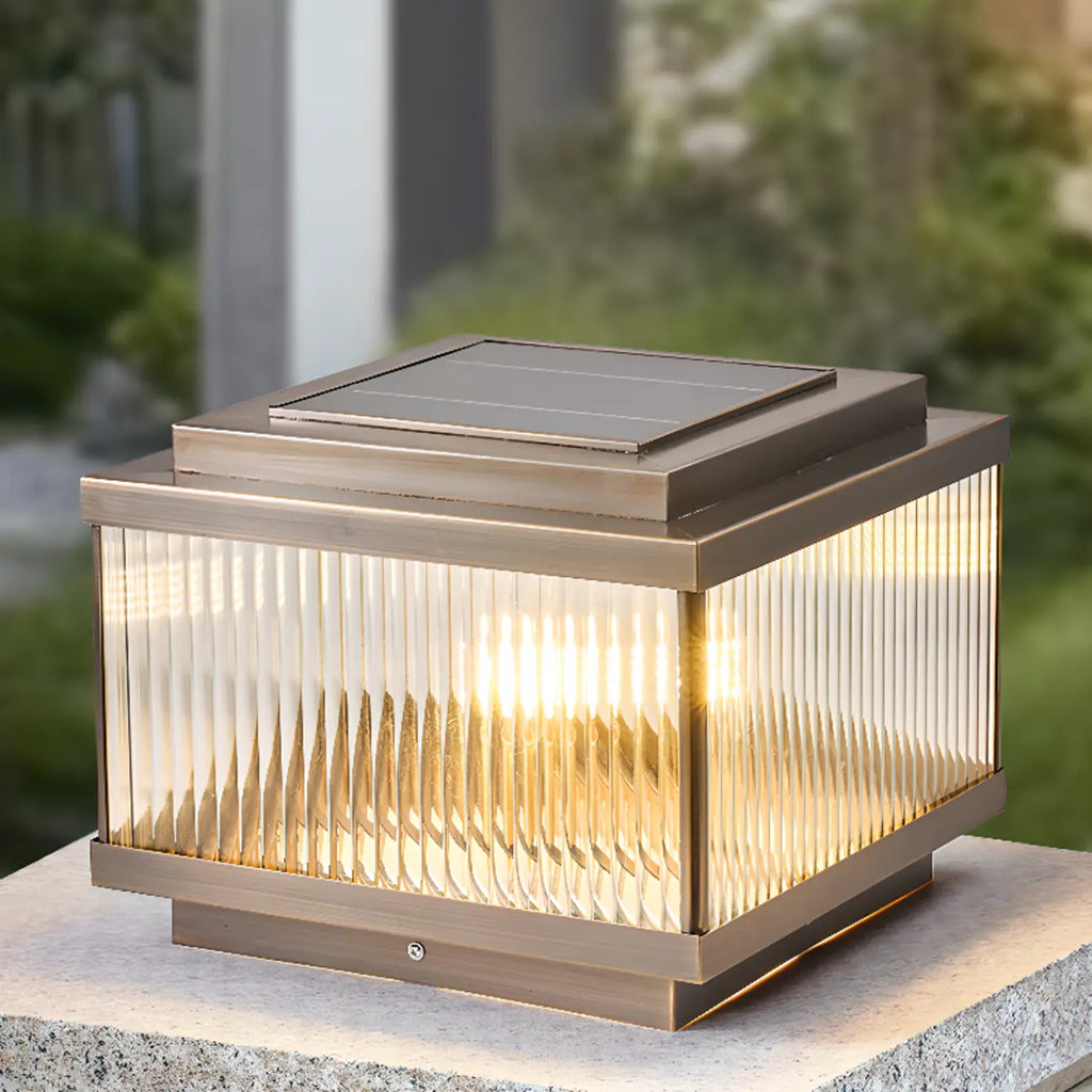 Lampadaires solaires carrés modernes à motif bronze pour extérieur