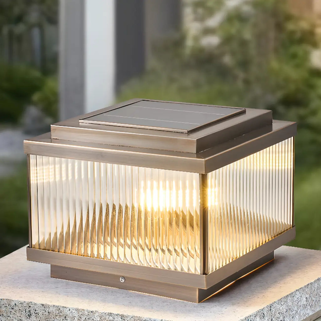 Lampadaires solaires carrés modernes à motif bronze pour extérieur