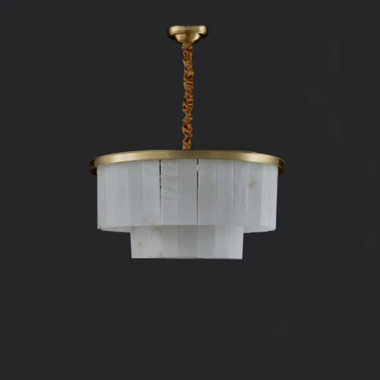 Lustre circulaire classique à plusieurs niveaux en albâtre doré