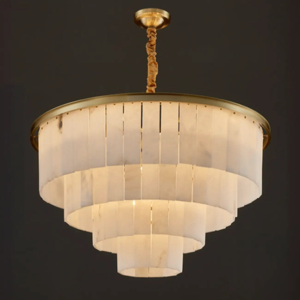 Lustre circulaire classique à plusieurs niveaux en albâtre doré